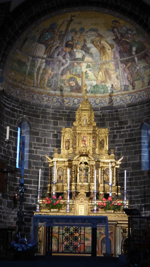 The altar in the church, Bellagio 